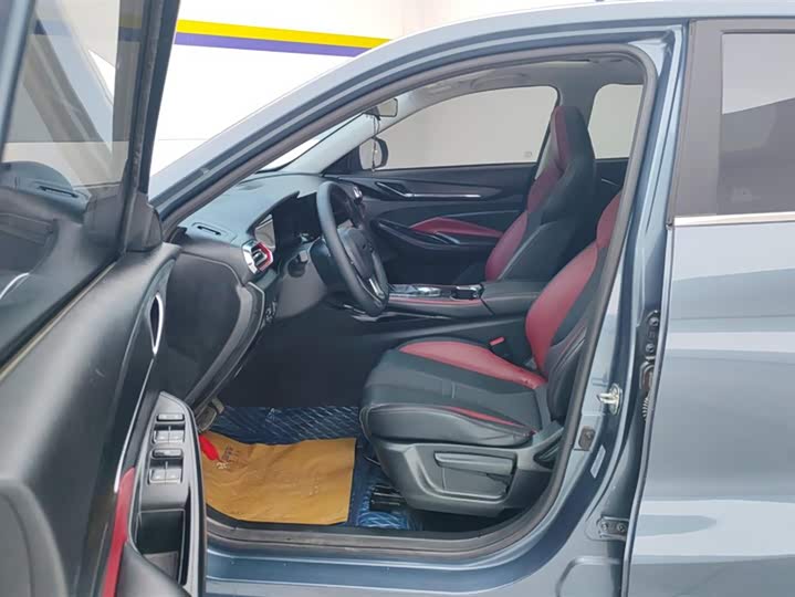 Фото 9 - Changan Oshan X5