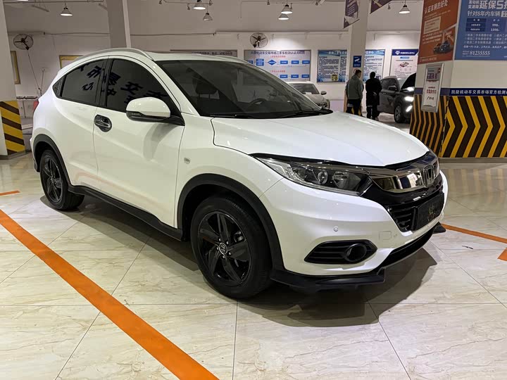 Фото 3 - Honda Vezel