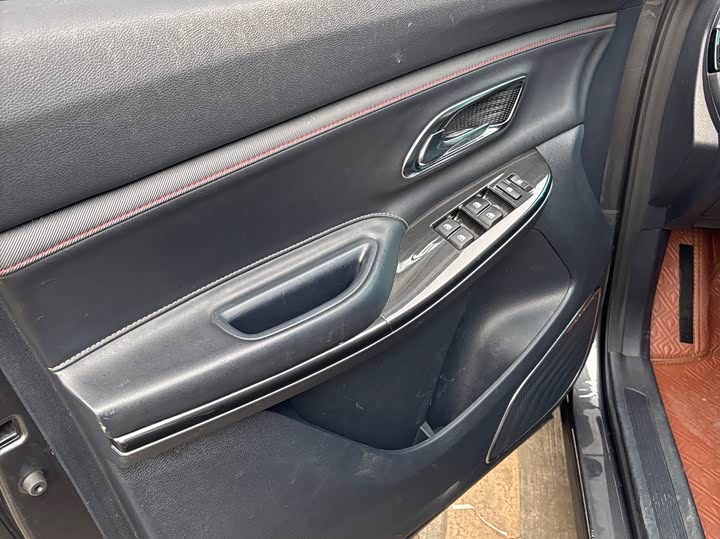 Фото 8 - Changan Oshan X7