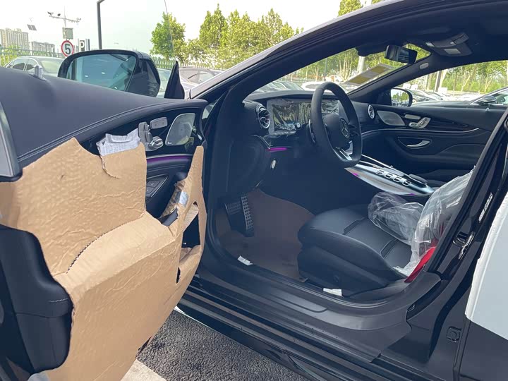 Фото 6 - Mercedes-Benz AMG GT