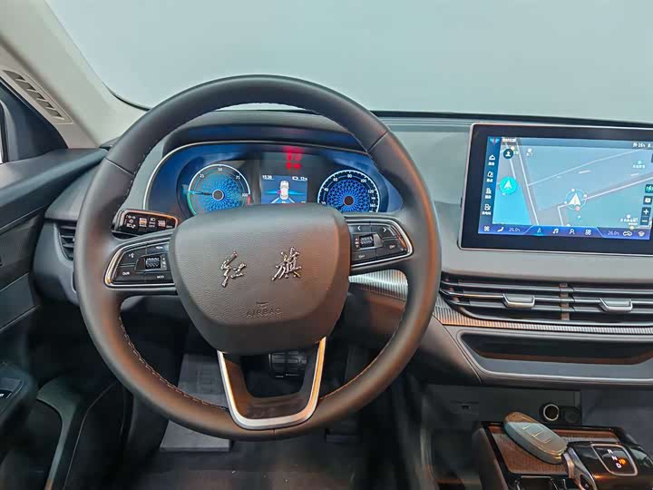 Фото 9 - Hongqi E-QM5