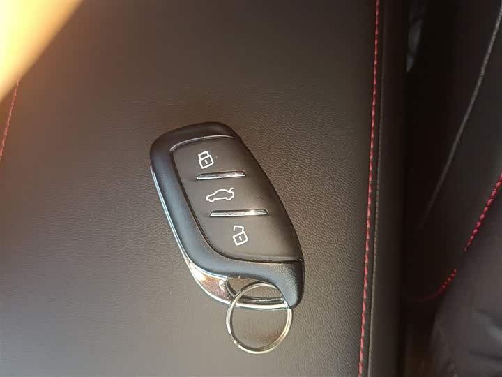 Фото 9 - MG Motor 5