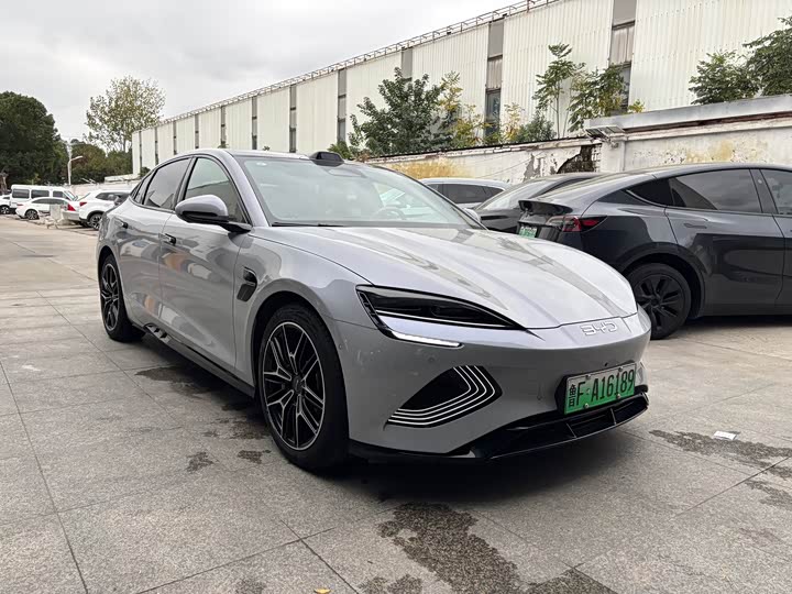 Фото 3 - BYD Seal