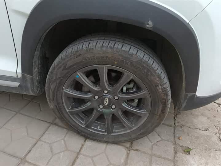 Фото 6 - Chery Tiggo 3x