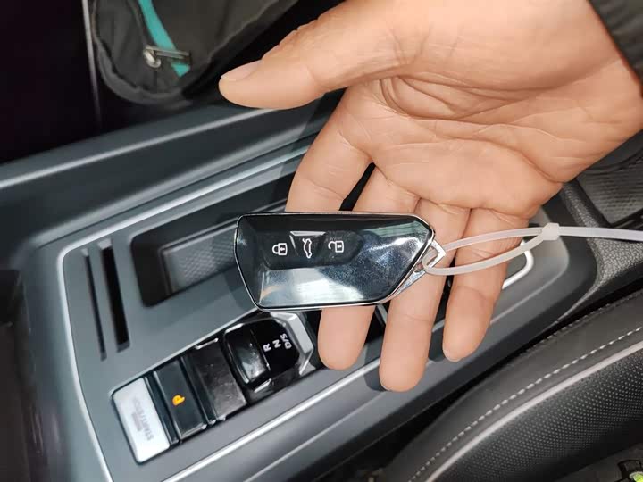 Фото 9 - Volkswagen Golf