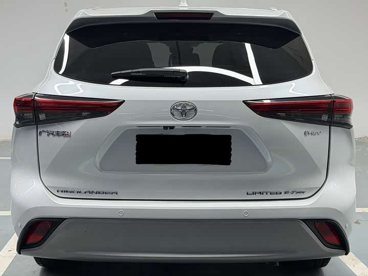 Фото 7 - Toyota Highlander