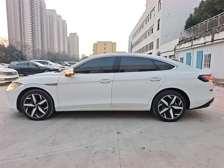 Фото 5 - Volkswagen Lamando L