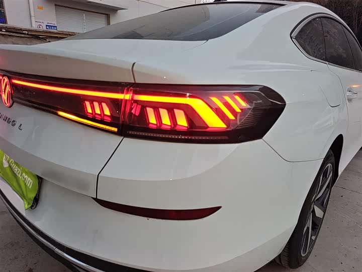 Фото 8 - Volkswagen Lamando L