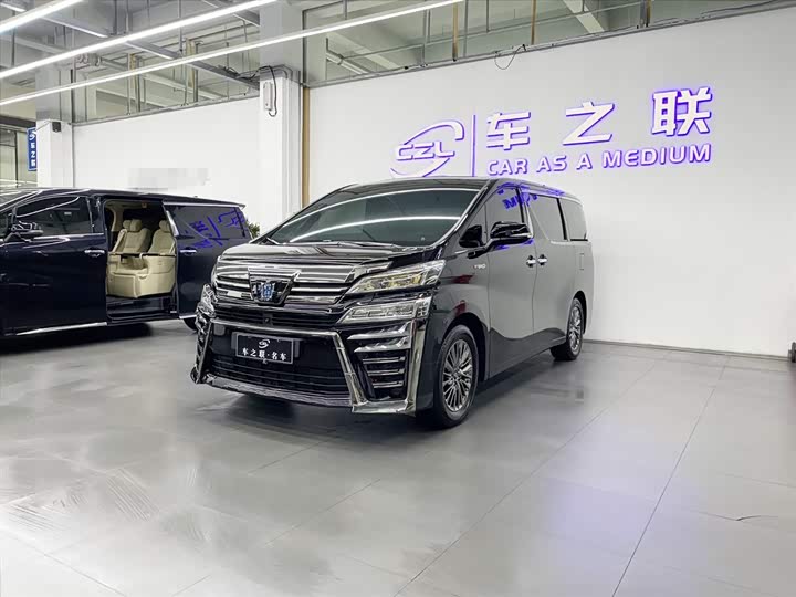 Фото 3 - Toyota Vellfire