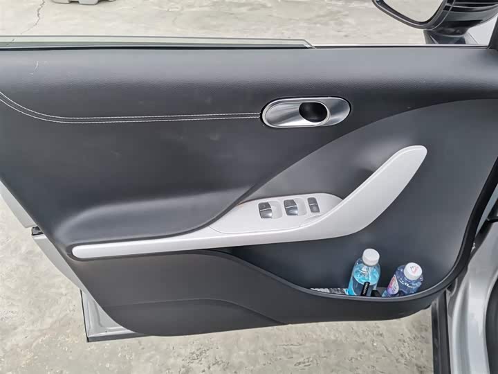 Фото 8 - Smart #1