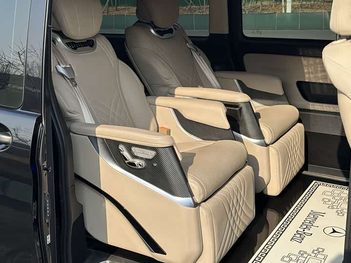 Фото 9 - Mercedes-Benz Vito