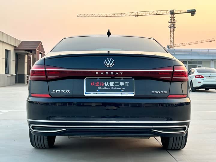 Фото 5 - Volkswagen Passat