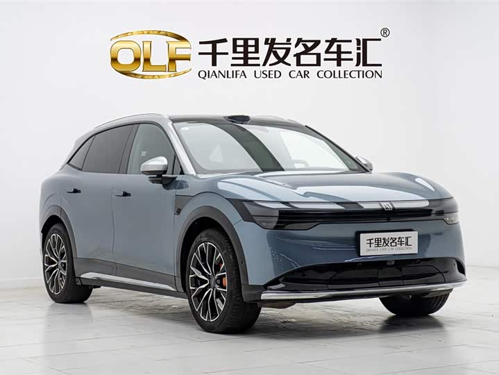 Фото 3 - Zeekr 7X