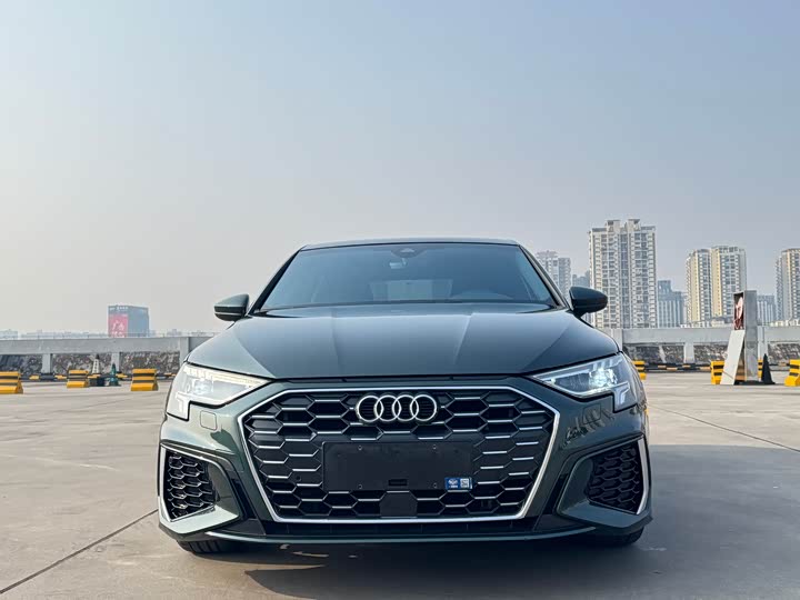 Фото 2 - Audi A3