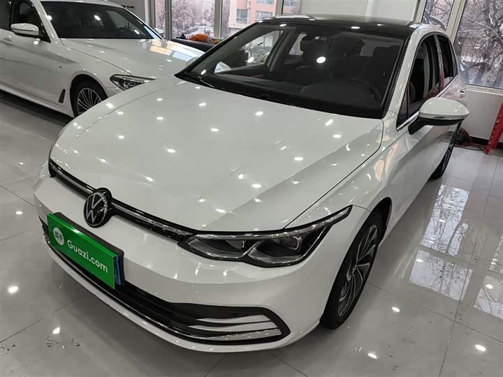 Фото 1 - Volkswagen Golf