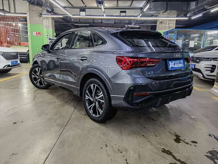 Фото 6 - Audi Q3 Sportback