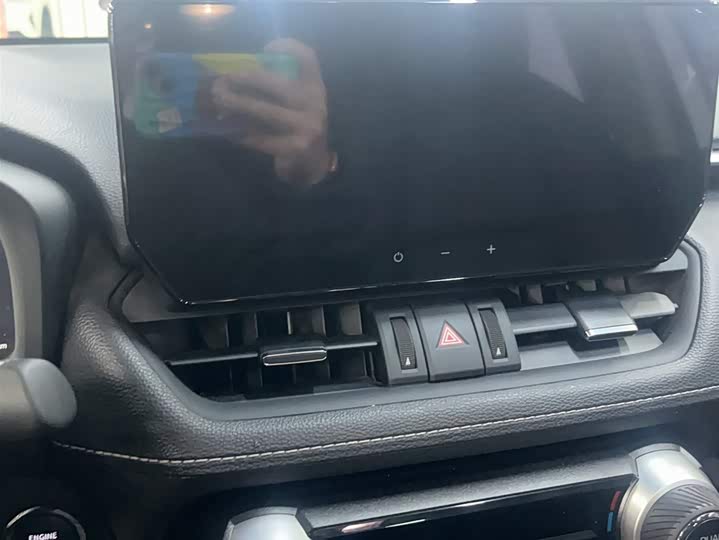 Фото 6 - Toyota Wildlander