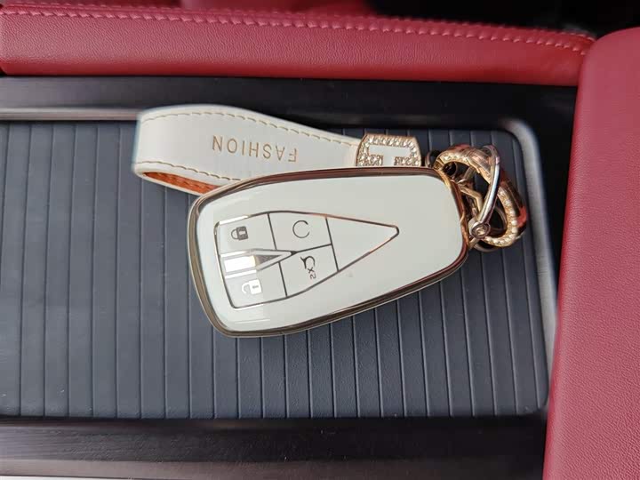 Фото 9 - Changan CS75 Plus