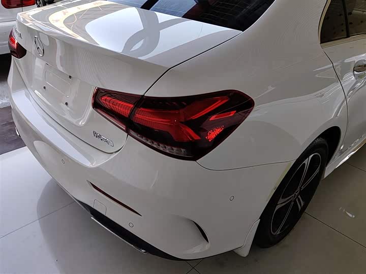 Фото 8 - Mercedes-Benz A-Class