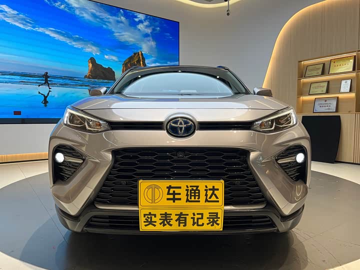 Фото 1 - Toyota Wildlander