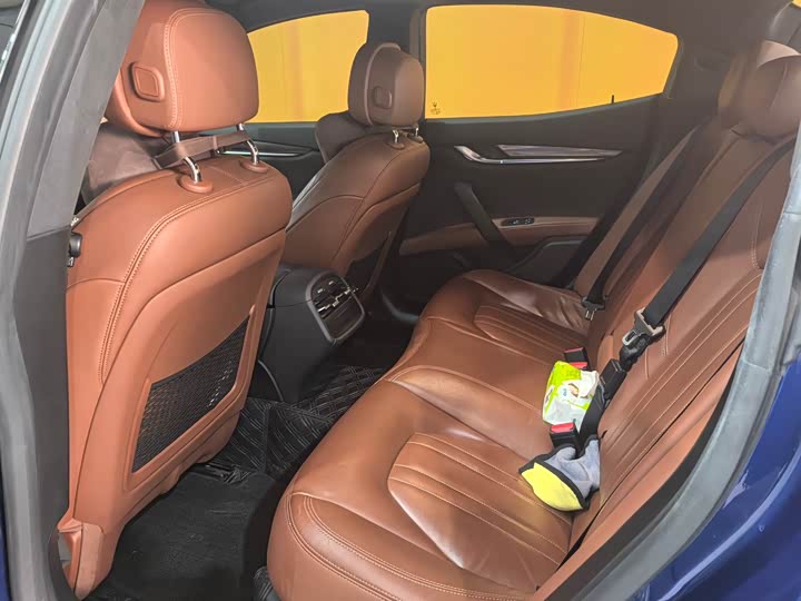 Фото 4 - Maserati Ghibli