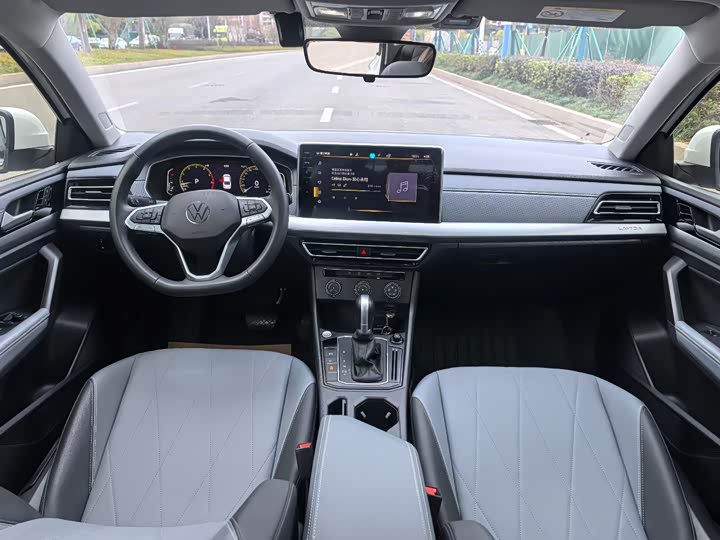 Фото 4 - Volkswagen Lavida