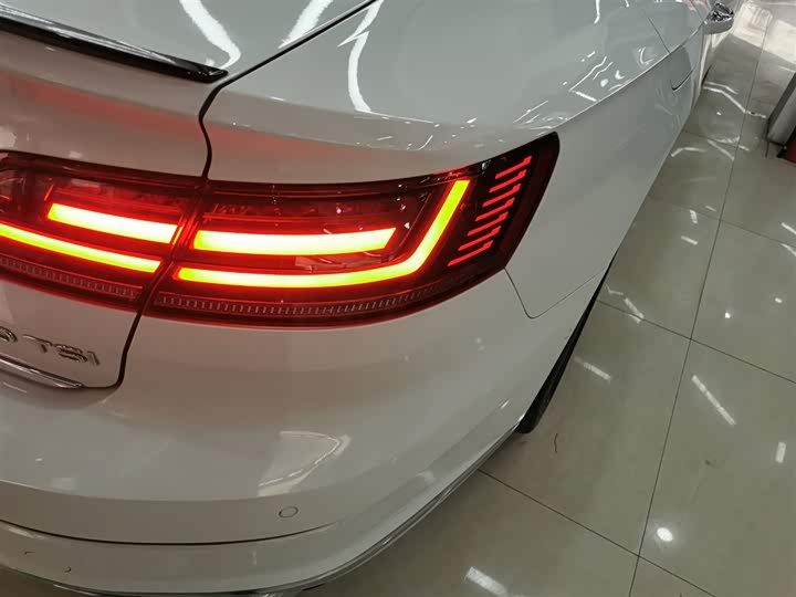 Фото 8 - Volkswagen CC