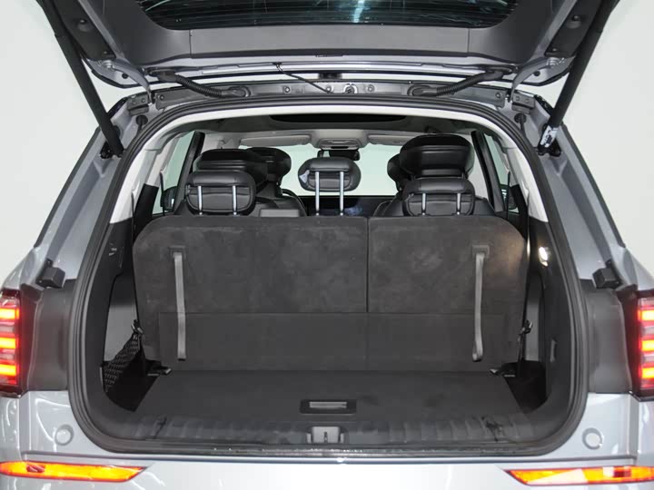 Фото 6 - Ford Edge