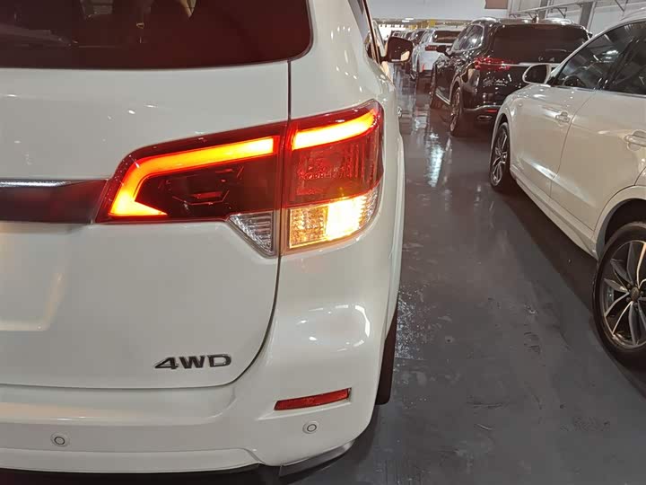 Фото 8 - Nissan Terra