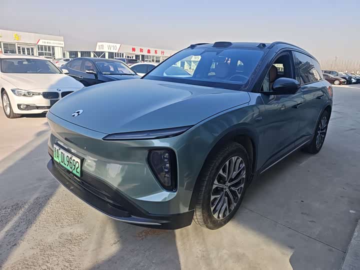 Фото 1 - Nio ES6