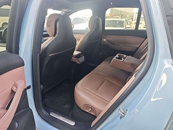 Фото 4 - Nio ES6