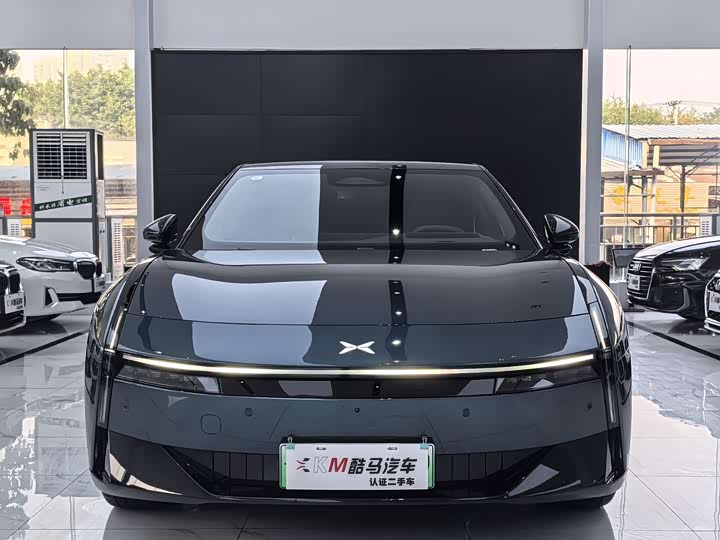 Фото 2 - XPeng P7