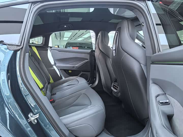 Фото 4 - XPeng P7