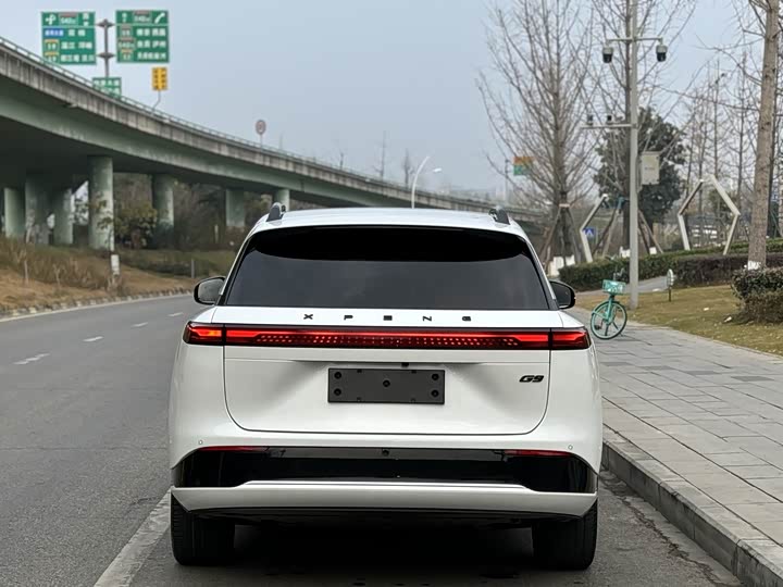 Фото 8 - XPeng G9