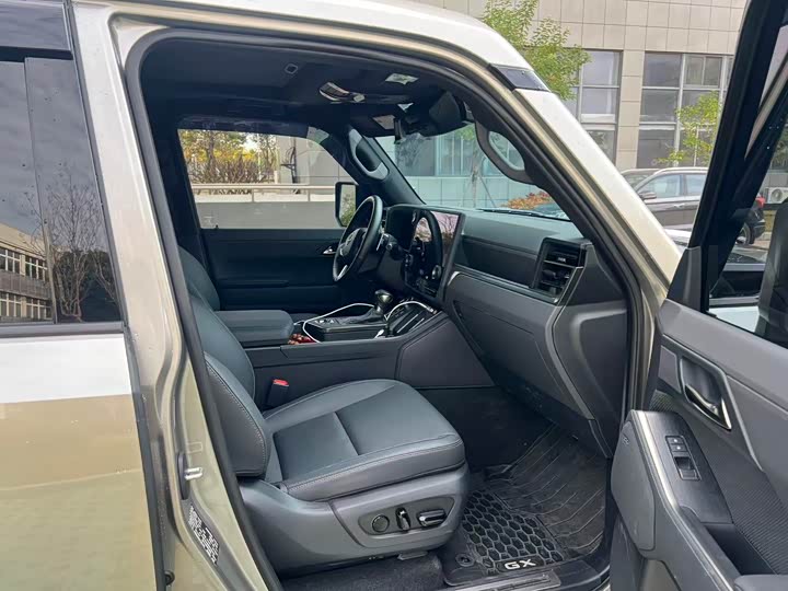 Фото 7 - Lexus GX