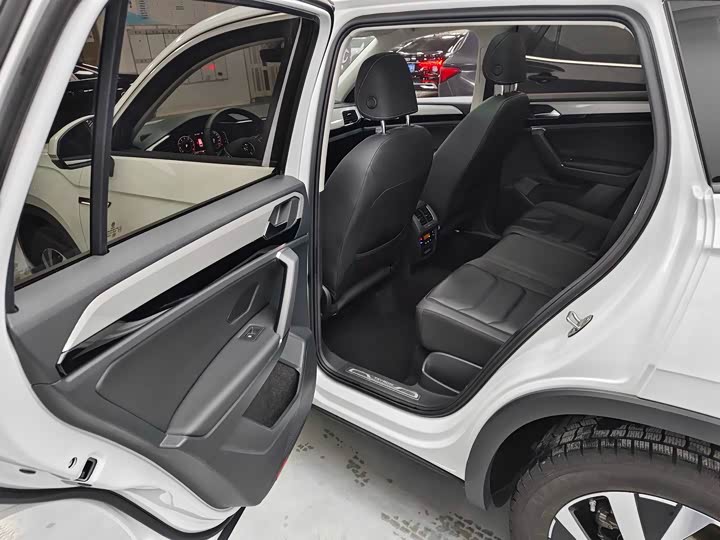 Фото 4 - Volkswagen Tayron