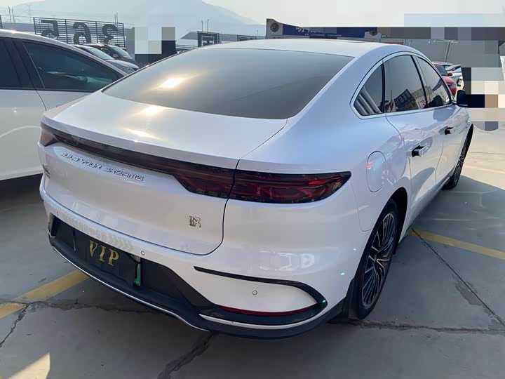 Фото 4 - BYD Han