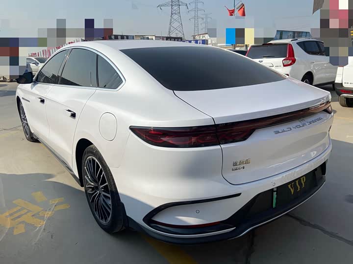 Фото 6 - BYD Han