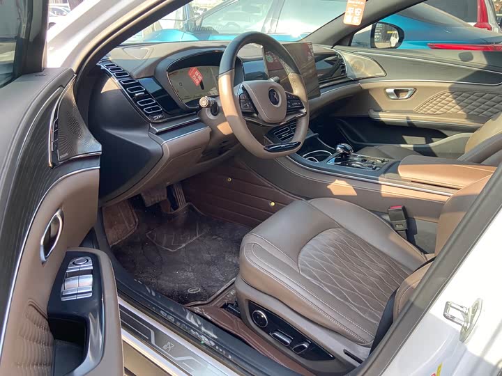 Фото 7 - BYD Han