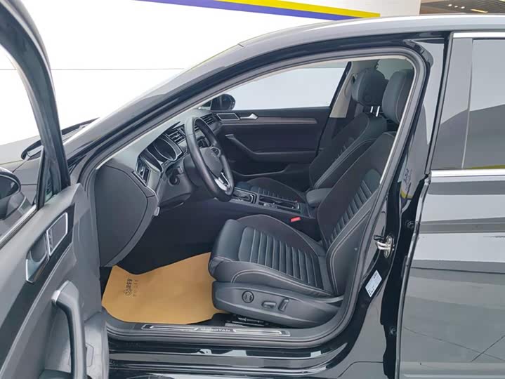 Фото 9 - Volkswagen Magotan