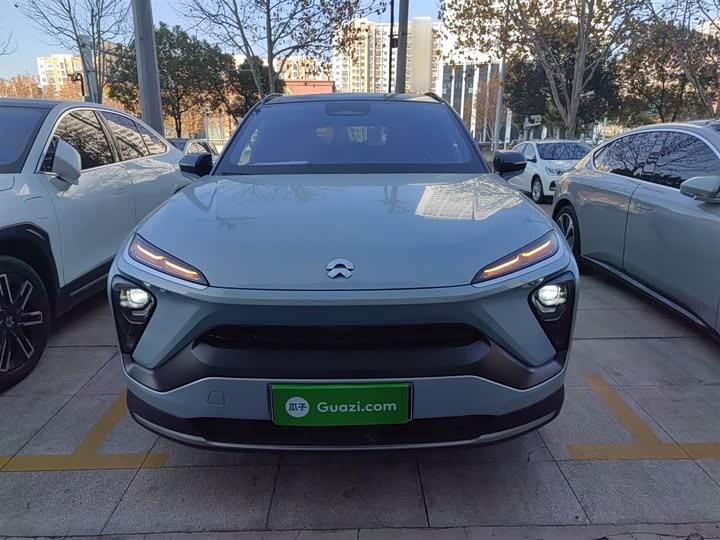 Фото 3 - Nio ES6