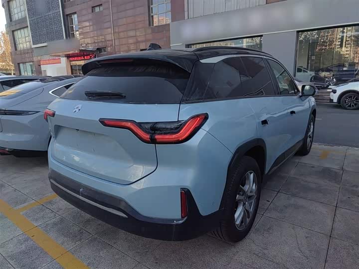 Фото 7 - Nio ES6