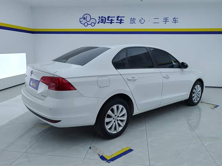 Фото 3 - Volkswagen Bora