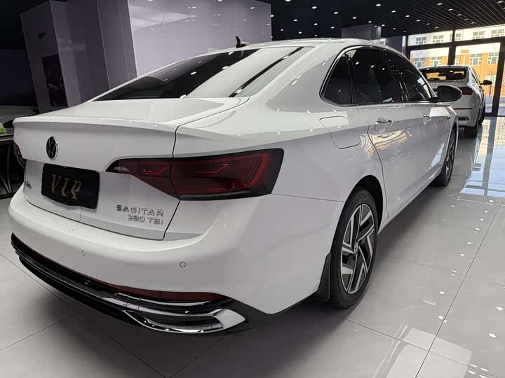 Фото 4 - Volkswagen Sagitar L