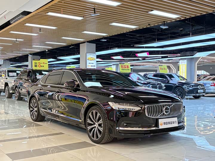 Фото 7 - Volvo S90