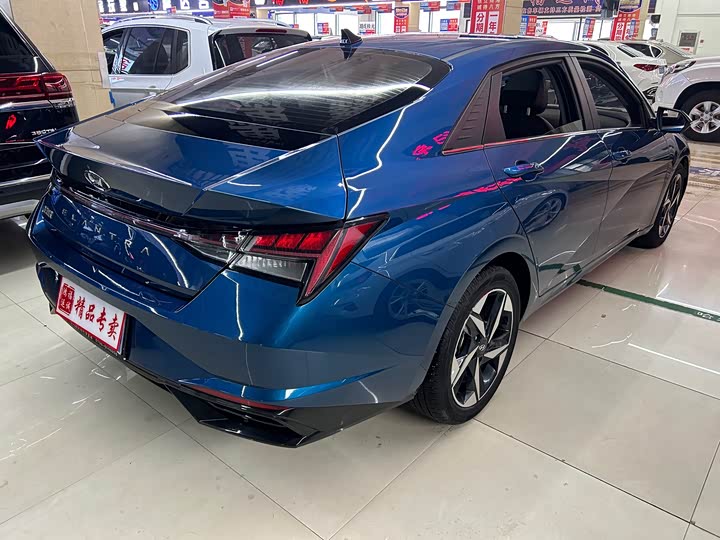 Фото 4 - Hyundai Elantra N line