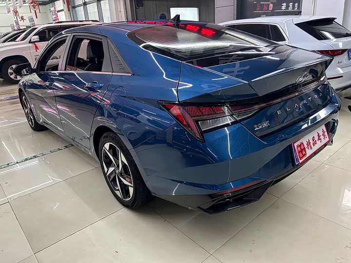 Фото 6 - Hyundai Elantra N line