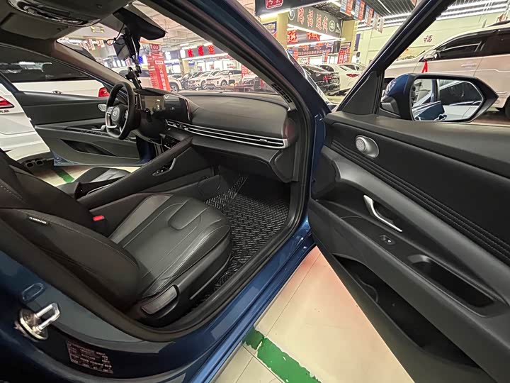 Фото 7 - Hyundai Elantra N line