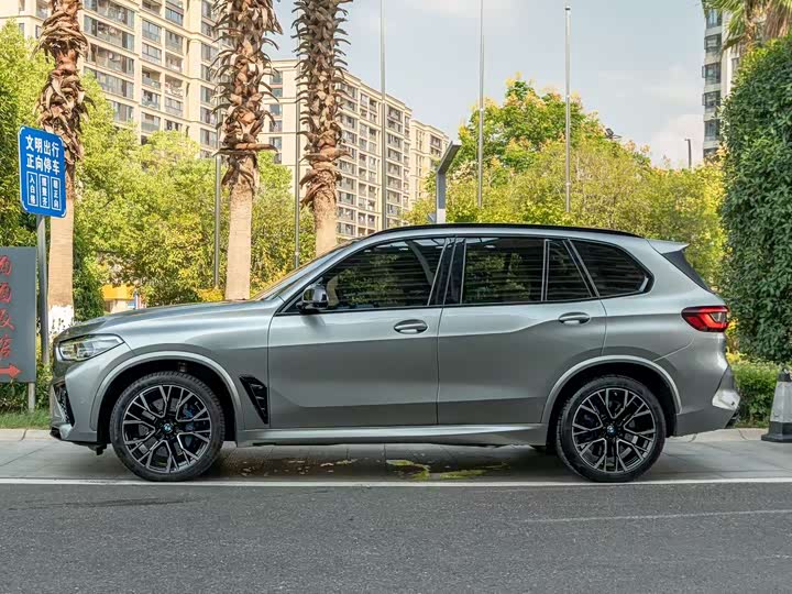 Фото 3 - BMW X5 M