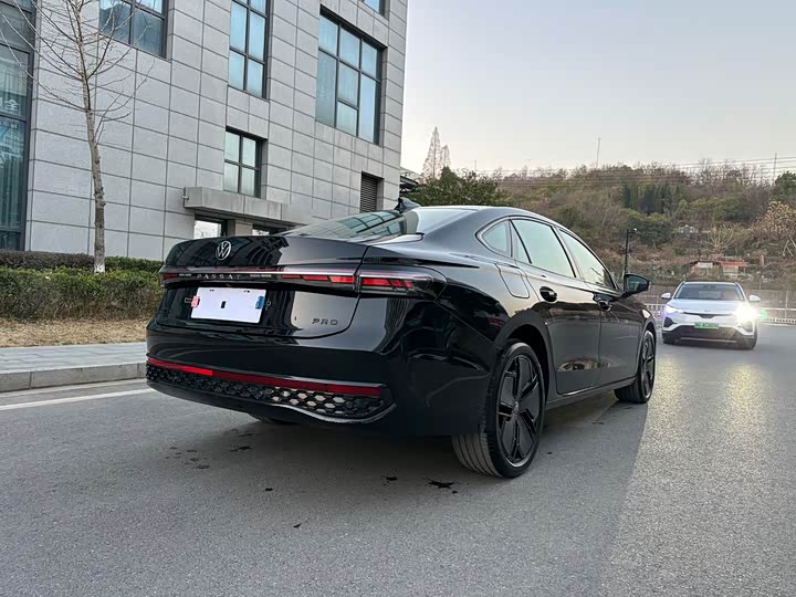 Фото 5 - Volkswagen Passat